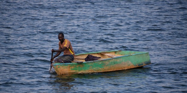 Fischerboot in Simbabwe