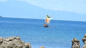 Schiff an Madagskars Küste